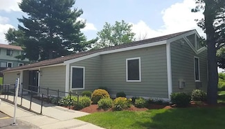 360 1/2 Tokeneke Rd, Holyoke, MA 01040