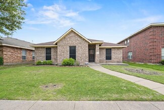 801 Horseshoe Ct, Desoto, TX 75115