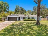 2401 Roberta Ln, Clearwater, FL 33764