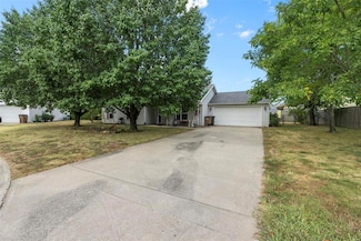 1327 Platinum Ct, Cape Girardeau, MO 63701