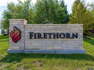 9160 Pioneer Ct, Lincoln, NE 68520