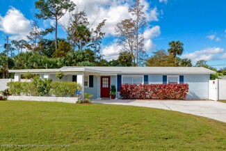 611 Elaine Rd, West Palm Beach, FL 33413