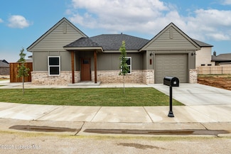 66 Windsor Ct, Lubbock, TX 79416