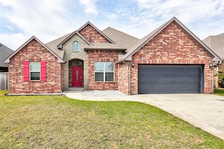 328 Stoneridge Dr, Moore, OK 73160