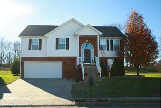 2778 Ridgepole Dr, Clarksville, TN 37040
