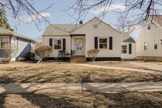 18413 Burnham Ave, Lansing, IL 60438