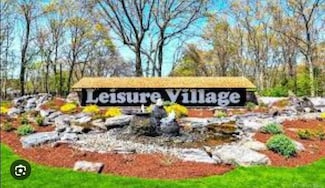 380 Woodbridge Dr, Ridge, NY 11961