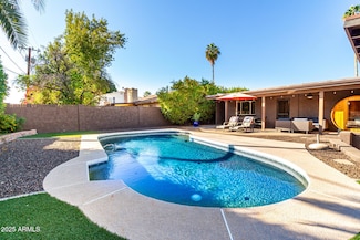 5319 N 15th St, Phoenix, AZ 85014