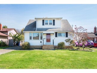 4581 W 194th St, Cleveland, OH 44135