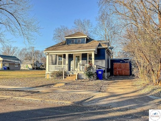 923 E 10th St, Sedalia, MO 65301