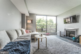 1700 17th St NW Unit 607, Washington, DC 20009