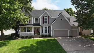 14611 S Acuff Ln, Olathe, KS 66062