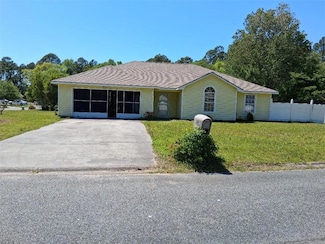 201 Lake Wisteria Dr, Kingsland, GA 31548
