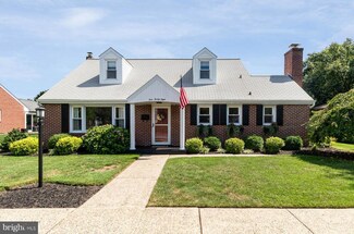 428 W Caracas Ave, Hershey, PA 17033