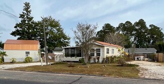 247 Defuniak Cir, Lillian, AL 36549