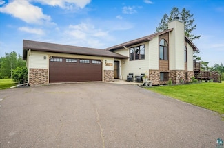 140 E Harney Rd, Esko, MN 55733