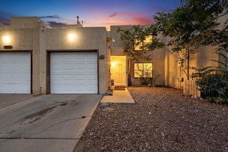 220 Shawnee Ct SE, Albuquerque, NM 87108