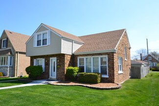 10219 S Spaulding Ave, Evergreen Park, IL 60805