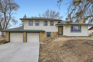 11748 Crocus St NW, Coon Rapids, MN 55433