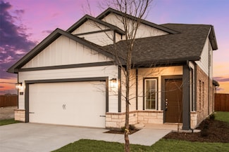120 Cranz Farm Dr, Saginaw, TX 76179