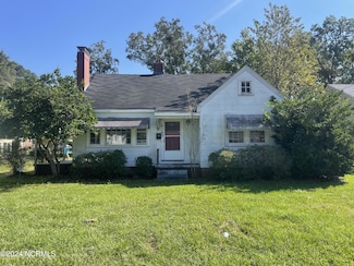 4143 Lee St, Ayden, NC 28513
