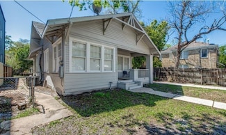1410 Rosewood St, Houston, TX 77004