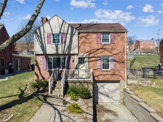 5352 Spring Valley Dr, Pittsburgh, PA 15236