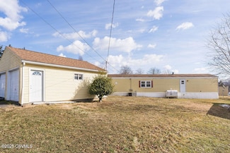 346 10th St, Northumberland, PA 17857