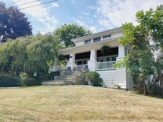 132 E Center St, Shavertown, PA 18708