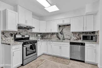 11025 W Cherry Hills Dr W, Sun City, AZ 85351