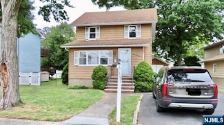 443 Chestnut Ave, South Hackensack, NJ 07606
