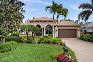 5802 Hammock Isles Dr, Naples, FL 34119