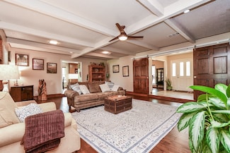 410 Cowhide Dr, Wallis, TX 77485