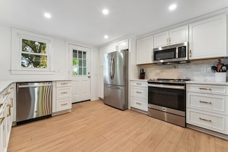 17 Atwood Ave, Millbury, MA 01527
