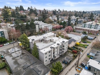 4831 Fauntleroy Way SW Unit 108, Seattle, WA 98116
