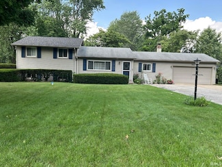18165 Chipstead Dr, South Bend, IN 46637