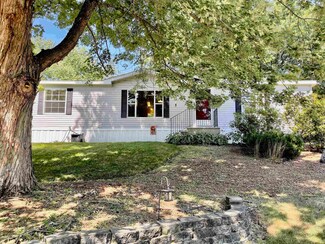 21 Eric Ave, Nashua, NH 03062