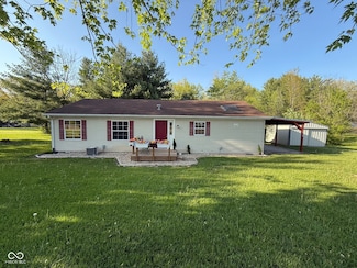 5890 E 390 Rd N, Butlerville, IN 47223