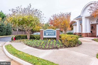 3810 Lightfoot St Unit 408, Chantilly, VA 20151