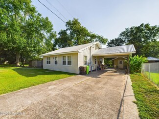 419 Washington St, Breaux Bridge, LA 70517