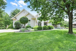 12 Warwick Park Ln, Edwardsville, IL 62025