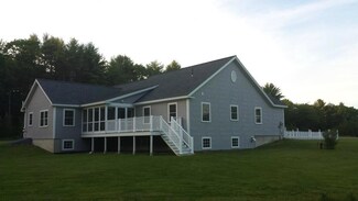 48 Morse Dr, Wiscasset, ME 04578