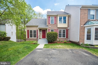 7431 Ridge Oak Ct, Springfield, VA 22153