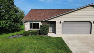 1613 Milnes Dr, Fulton, IL 61252