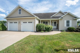 400 Eric Dr, Herrin, IL 62948