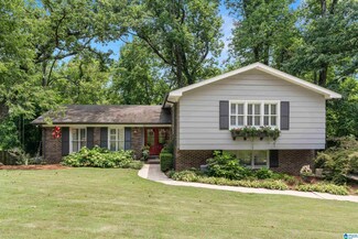 3625 Kingshill Rd, Mountain Brook, AL 35223