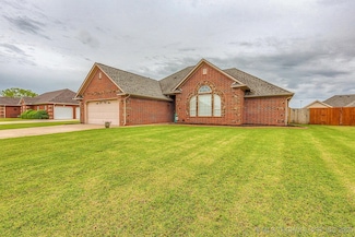 605 Cary Place, Muskogee, OK 74403