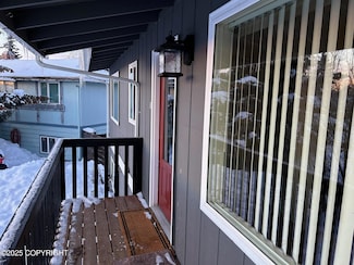 1605 Sanya Cir, Anchorage, AK 99508