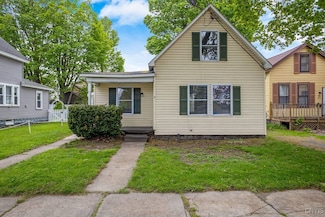 6 E 6th St, Oswego, NY 13126