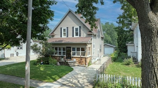 914 W 4th St, Appleton, WI 54914